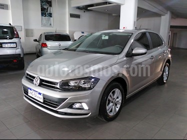 Volkswagen Polo 5P Comfortline usado (2019) color Plata Tungsteno precio $980.000