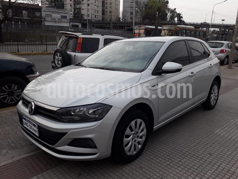 foto Volkswagen Polo 5P Trendline usado (2018) color Plata precio $1.030.000