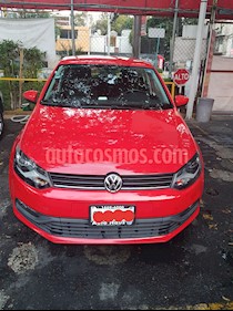 Volkswagen Polo Hatchback 1.2L TSI Aut usado (2017) color Rojo Flash precio $190,000