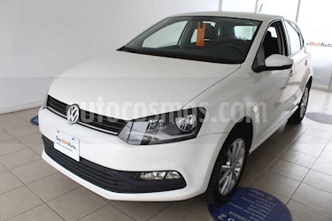 foto Volkswagen Polo Hatchback Disign & Sound Tiptronic usado (2019) color Blanco precio $215,000