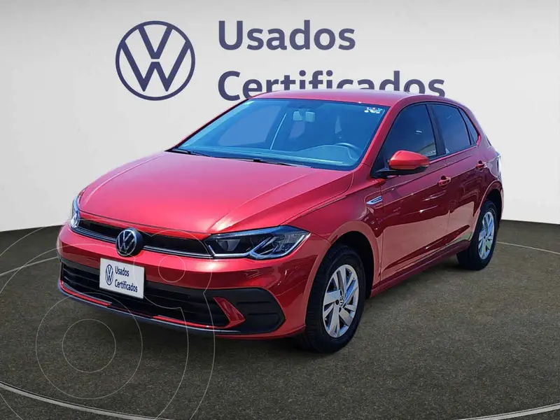 Foto Volkswagen Polo Hatchback Comfortline usado (2024) color Rojo financiado en mensualidades(enganche $89,925 mensualidades desde $6,879)