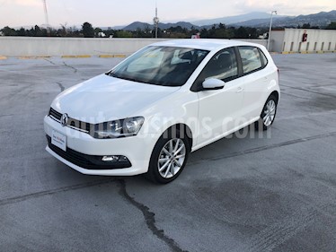 foto Volkswagen Polo Hatchback Design & Sound usado (2019) color Blanco precio $208,001