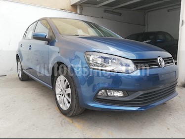 foto Volkswagen Polo Hatchback 1.6L Tiptronic usado (2018) color Azul precio $184,900