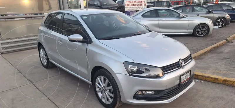 Foto Volkswagen Polo Hatchback Design & Sound Tiptronic usado (2019) color Plata precio $212,000