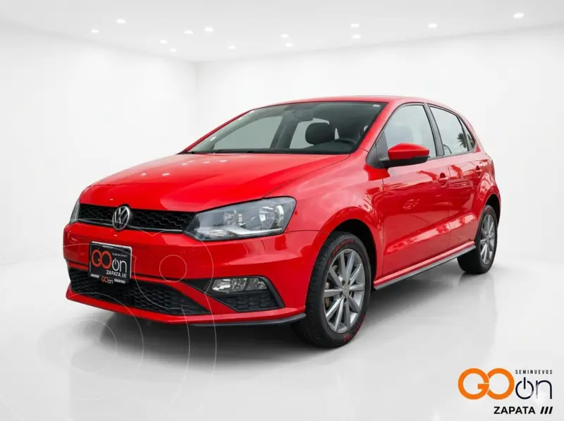 Foto Volkswagen Polo Hatchback Comfortline Plus Tiptronic usado (2021) color VWA ROJO FLASH precio $255,000
