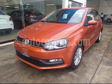 foto Volkswagen Polo Hatchback Sound Tiptronic usado (2018) color Naranja precio $162,900