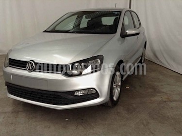 foto Volkswagen Polo Hatchback Startline Tiptronic usado (2019) color Plata precio $177,800