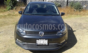 Volkswagen Polo 1.6L Base 4P Ac usado (2016) color Gris precio $174,000