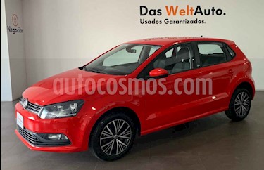 foto Volkswagen Polo 1.6L Base 5P usado (2019) color Rojo precio $213,000