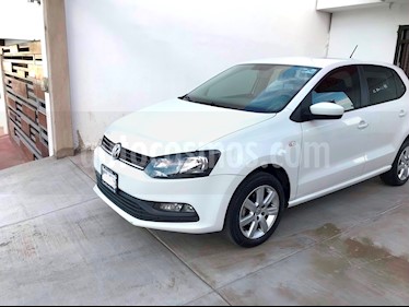 foto Volkswagen Polo 1.6L Comfortline 4P usado (2015) color Blanco precio $135,000