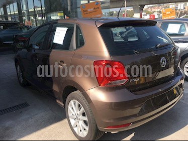 foto Volkswagen Polo 1.6L Comfortline 5P usado (2019) color Marrón precio $245,000