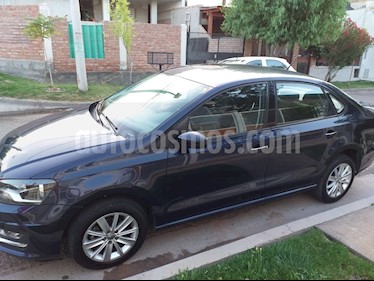 Volkswagen Polo Classic 1.6 Comfortline usado (2015) color Azul precio $570.000