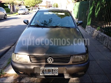 foto Volkswagen Polo Classic 1.6 Mi usado (1999) color Gris precio $65.000