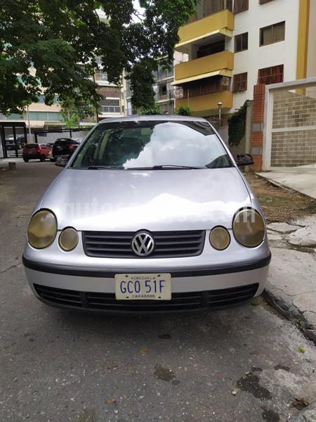 foto Volkswagen Polo 1.6L usado (2006) color Gris precio u$s2.100