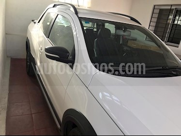 Volkswagen Saveiro 1.6 Cross usado (2018) color Blanco precio $850.000