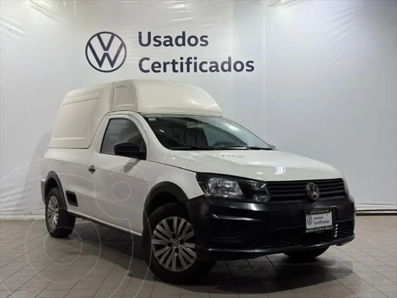 Foto Volkswagen Saveiro Robust usado (2023) color Blanco financiado en mensualidades(enganche $67,852 mensualidades desde $6,186)