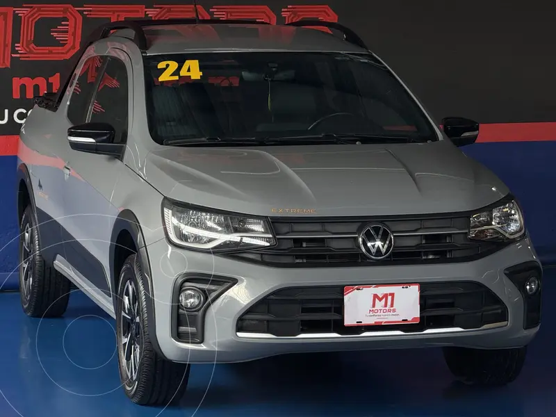 Foto Volkswagen Saveiro Extreme usado (2024) color Gris financiado en mensualidades(enganche $70,980)