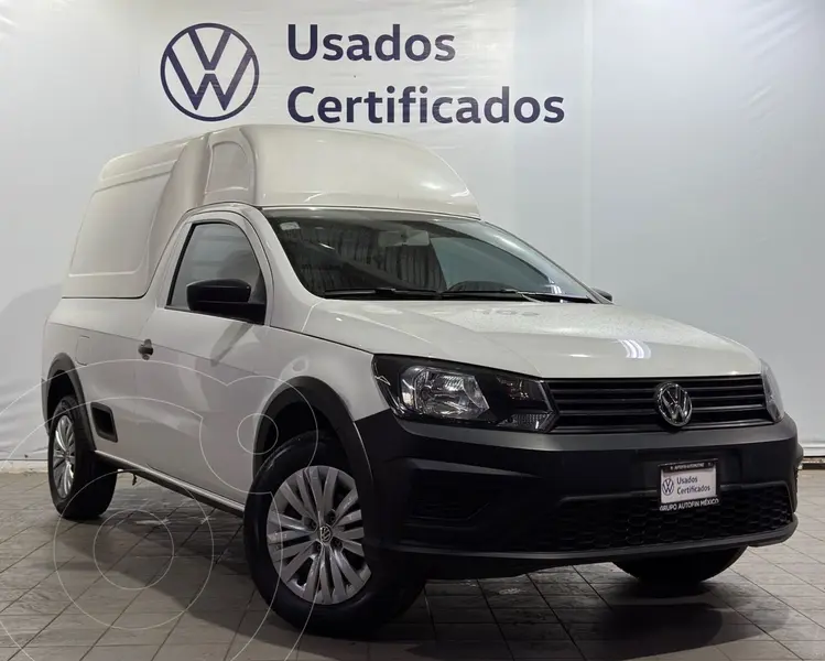 Foto Volkswagen Saveiro Robust usado (2023) color Blanco financiado en mensualidades(enganche $65,128 mensualidades desde $5,938)