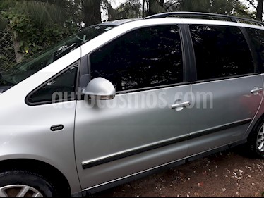 foto Volkswagen Sharan 1.8 Turbo Trendline Tiptronic Cuero usado (2008) color Gris Plata precio $330.000