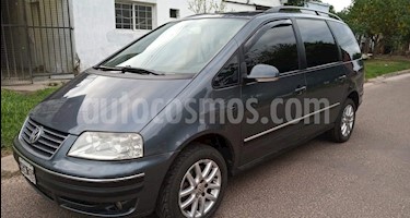 foto Volkswagen Sharan 1.8 Turbo Trendline Tiptronic usado (2008) color Gris precio $265.000
