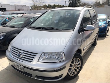 foto Volkswagen Sharan 1.8 Turbo Trendline usado (2008) color Gris Plata precio $340.000