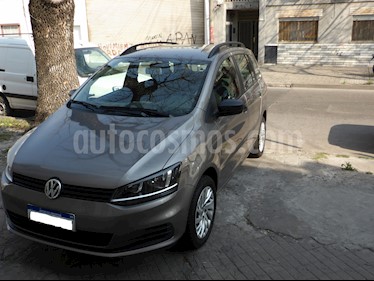 foto Volkswagen Suran 1.6 Comfortline usado (2016) color Beige Arena precio $450.000