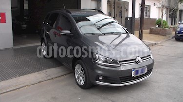 foto Volkswagen Suran 1.6 Highline I-Motion usado (2018) color Gris precio $644.900