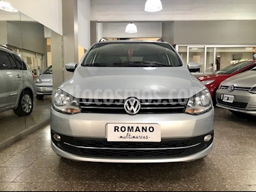 Volkswagen Suran 1.6 Highline usado (2012) color Gris Vulcano precio $350.000