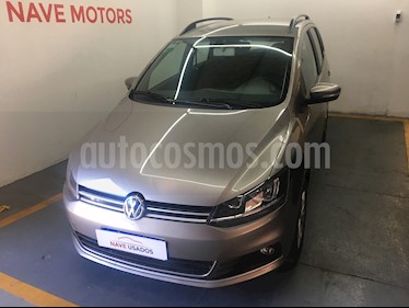Foto Volkswagen Suran 1.6 Highline usado (2017) color Gris precio $533.500