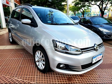Foto venta Auto usado Volkswagen Suran 1.6 Trendline (2015) color Gris precio $374.990