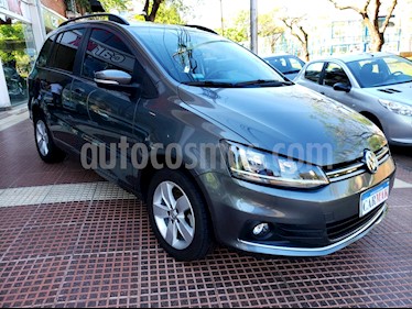 Foto venta Auto usado Volkswagen Suran 1.6 Trendline (2017) color Gris precio $499.990