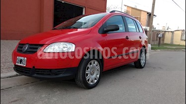 foto Volkswagen Suran 1.9 Highline SDI usado (2009) color Rojo precio $265.000