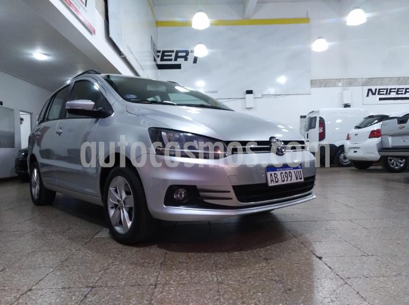 foto Volkswagen Suran 1.6 Highline 2G I-Motion usado (2017) color Gris Claro precio $800.000
