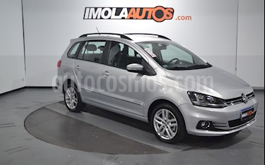 foto Volkswagen Suran 1.6 Highline usado (2016) color Plata Reflex precio $685.000