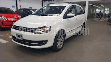 foto Volkswagen Suran 1.6 Highline usado (2014) color Blanco Cristal precio $480.000