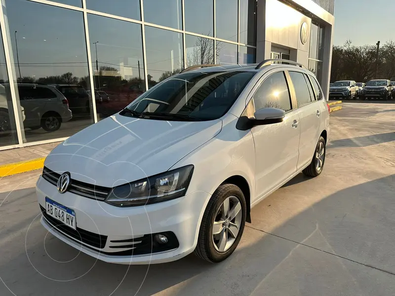 Foto Volkswagen Suran SURAN 1.6 COMFORTLINE  L/15 usado (2017) color Blanco precio $15.500.000