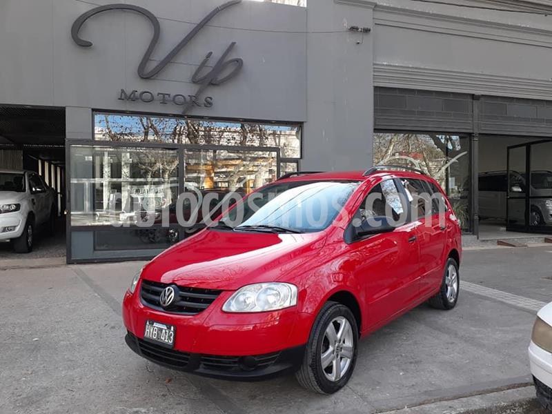 foto Volkswagen Suran Cross 1.6 Highline usado (2009) color Rojo precio $520.000