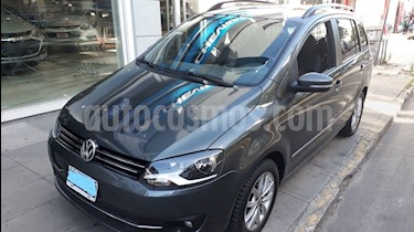 foto Volkswagen Suran 1.6 Highline I-Motion Plus usado (2014) color Gris Vulcano precio $450.000