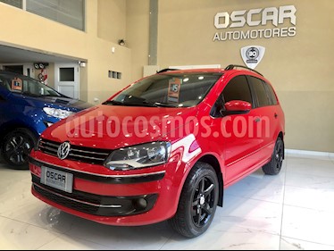 foto Volkswagen Suran 1.6 Comfortline usado (2015) color Rojo Tornado precio $499.000