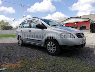 Volkswagen Suran 1.6 Comfortline Plus usado (2010) color Gris Off-Road precio $220.000