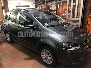 Volkswagen Suran 1.6 Highline Plus usado (2014) color Verde Oscuro precio $550.000