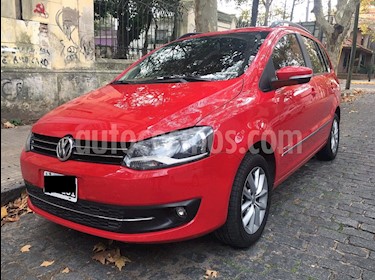foto Volkswagen Suran 1.6 Highline 2G I-Motion usado (2010) color Rojo precio $570.000