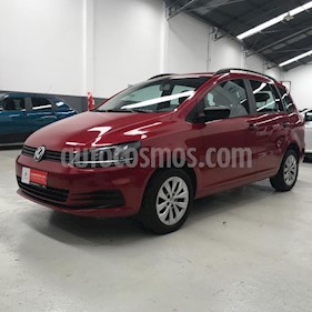 foto Volkswagen Suran 1.6 Comfortline usado (2016) color Rojo precio $539.900