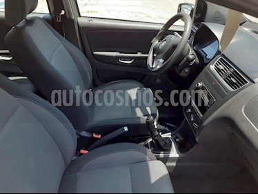 foto Volkswagen Suran Cross 1.6 Highline usado (2010) color Gris Claro precio $450.000