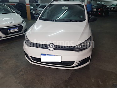 foto Volkswagen Suran 1.6 Comfortline usado (2016) color Blanco Cristal precio $699.000
