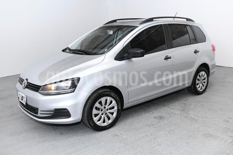 foto Volkswagen Suran 1.6 Comfortline usado (2015) color Gris Claro precio $870.000