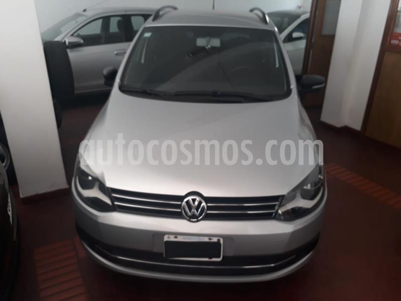 foto Volkswagen Suran 1.6 Track usado (2013) color Gris Claro precio $590.000