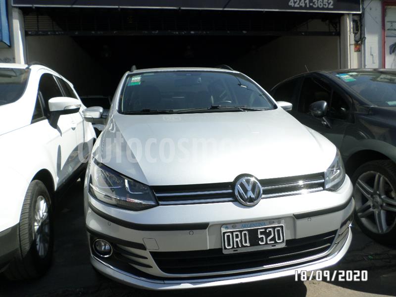 foto Volkswagen Suran 1.6 Highline Plus usado (2015) color Gris Claro precio $910.000