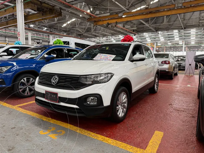 Foto Volkswagen T-Cross Comfortline usado (2021) color Blanco financiado en mensualidades(enganche $70,000 mensualidades desde $6,300)