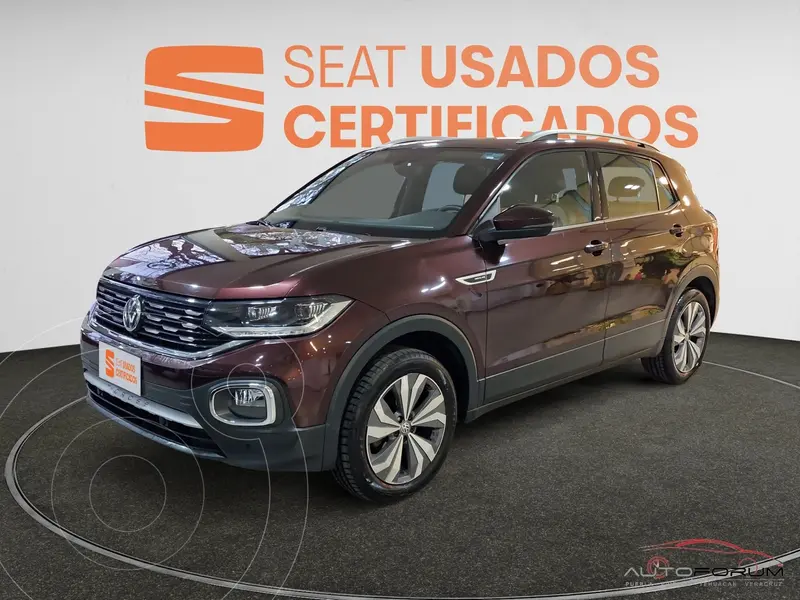 Foto Volkswagen T-Cross Highline Aut usado (2020) color Rojo financiado en mensualidades(enganche $98,073 mensualidades desde $8,591)